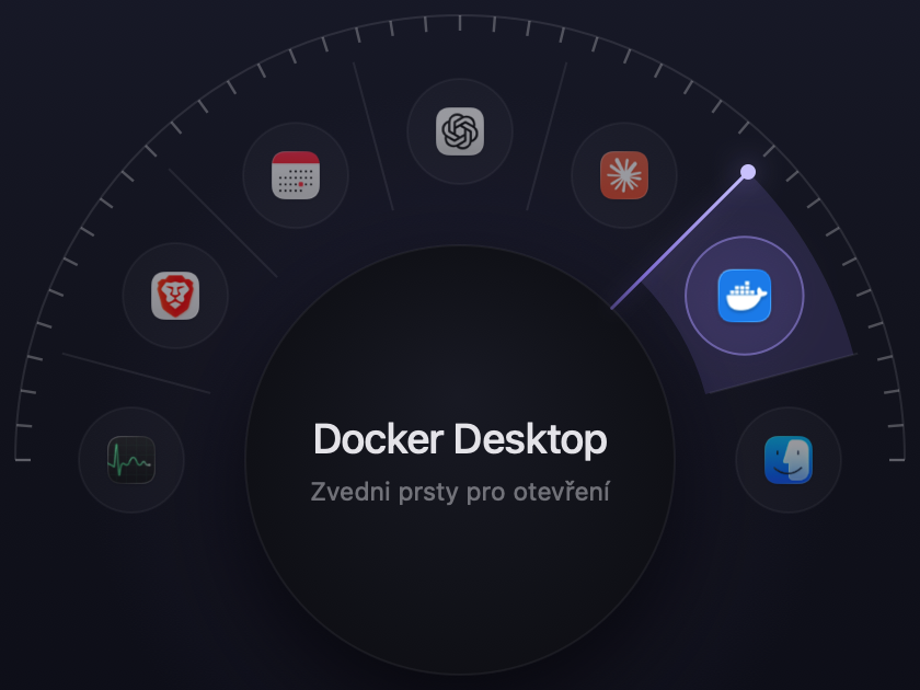 The dialer with seven apps, the needle pointing at the selected one